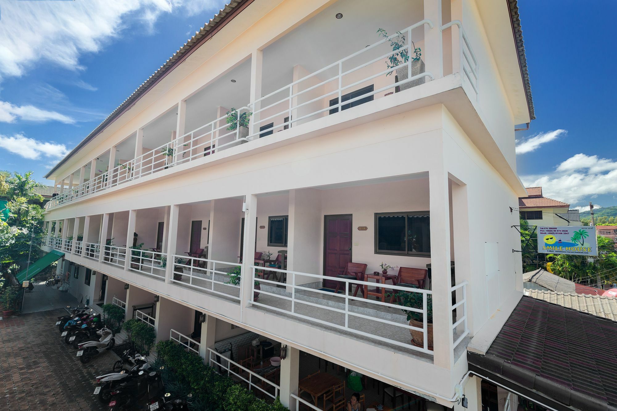 فندق Smile House Karon المظهر الخارجي الصورة